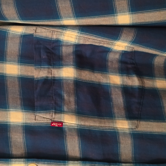 LEVI'S BRAND MEN'S SIGNATURE LONG SLEEVE FRONT BUTTON PLAID SHIRT SIZE LARGE - Picture 3 of 16